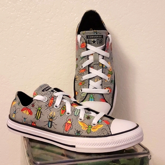 Boys Converse Chuck Taylor All Star Bugged Out OX Sneaker - Picture 8 of 14